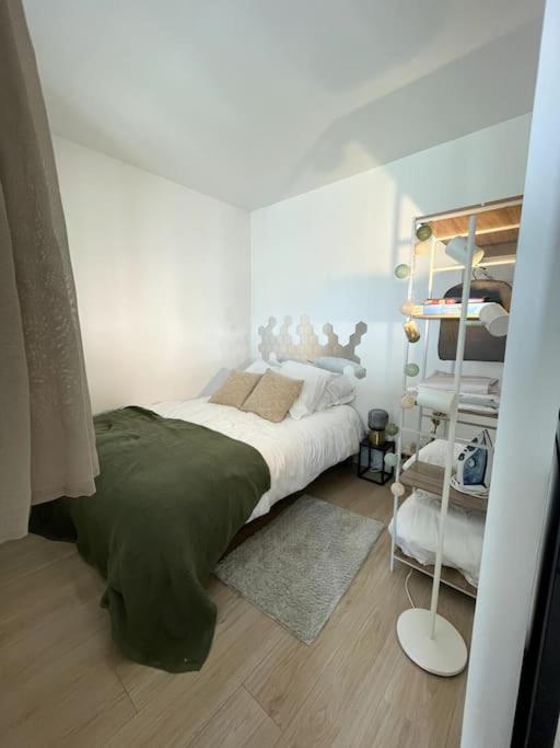 Appartement Cosy Et Lumineux Орли Экстерьер фото